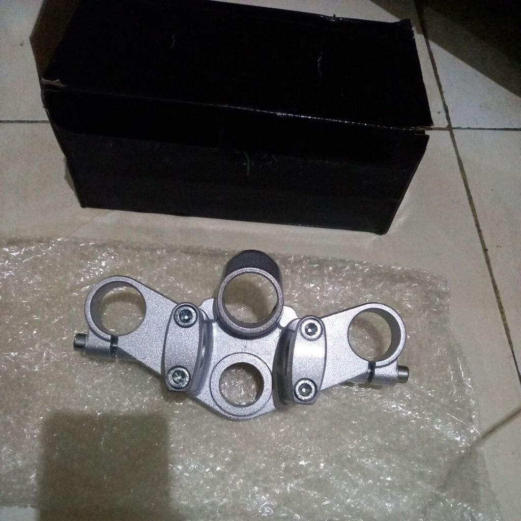 segitiga atas kawasaki ninja R...ninja S