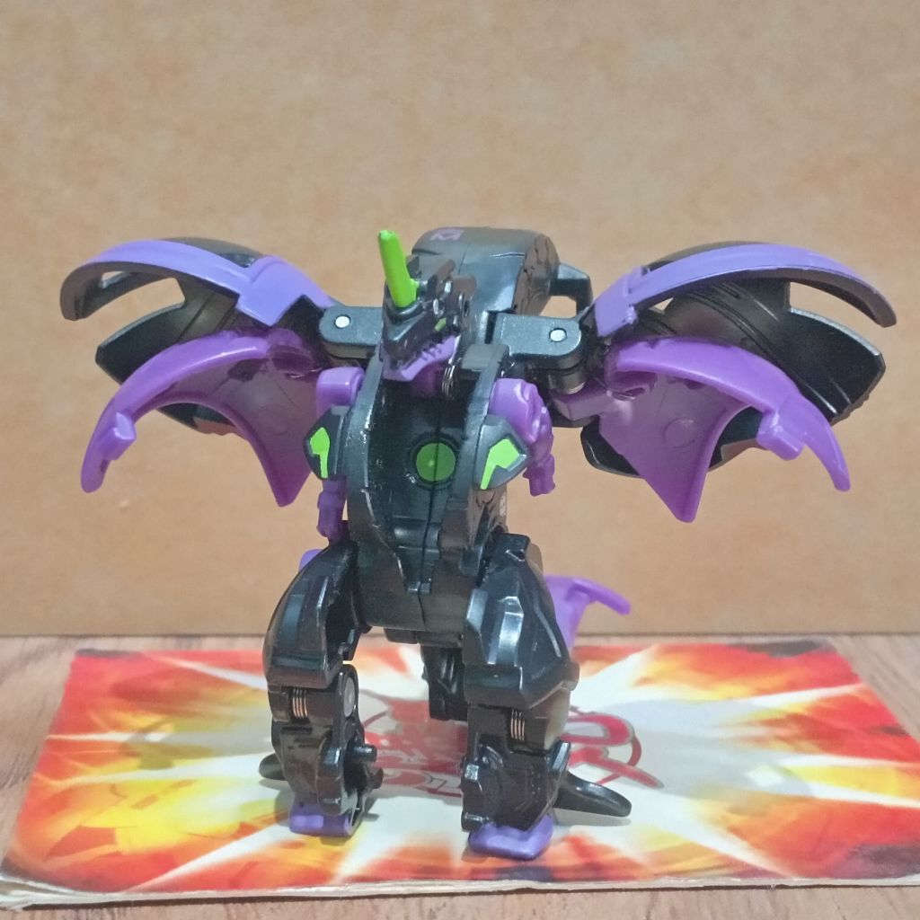 Bakugan Dragonoid Darkus Dx