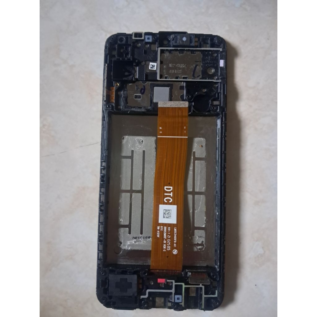 LCD samsung A12 minus LCD garis dan tompel. cocok buat test mesin