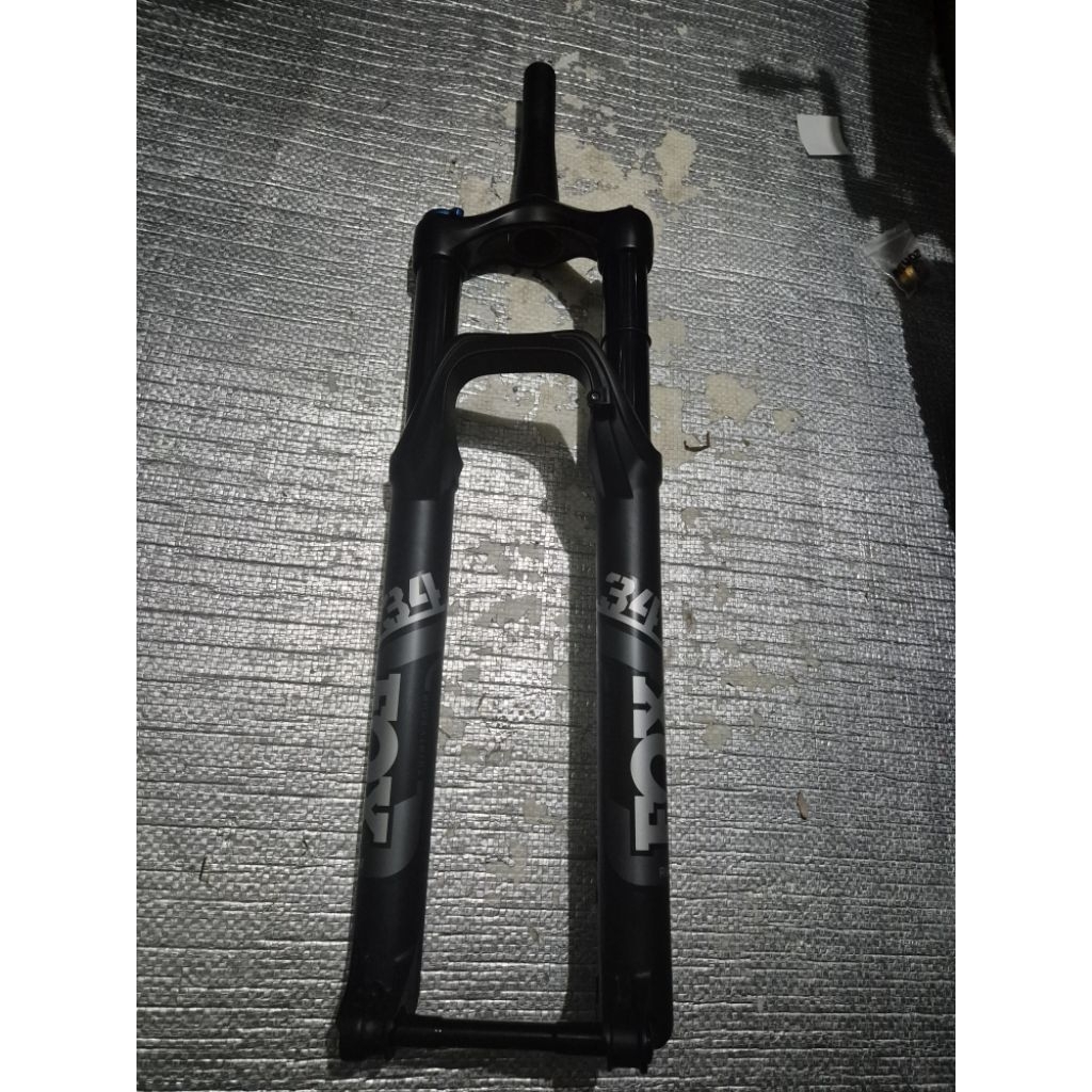 Fork 29er Fox rhytem 34 150mm like New