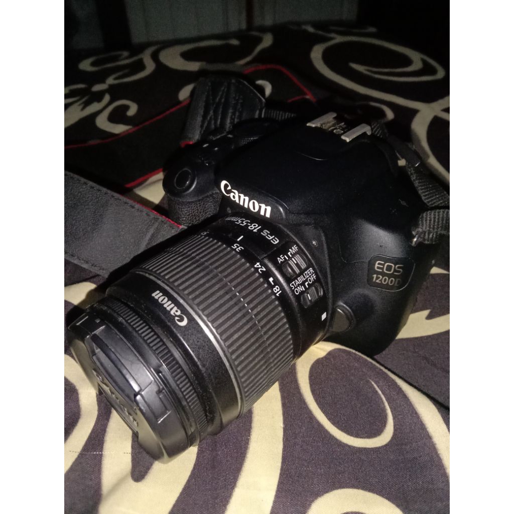 kamera canon 1200d