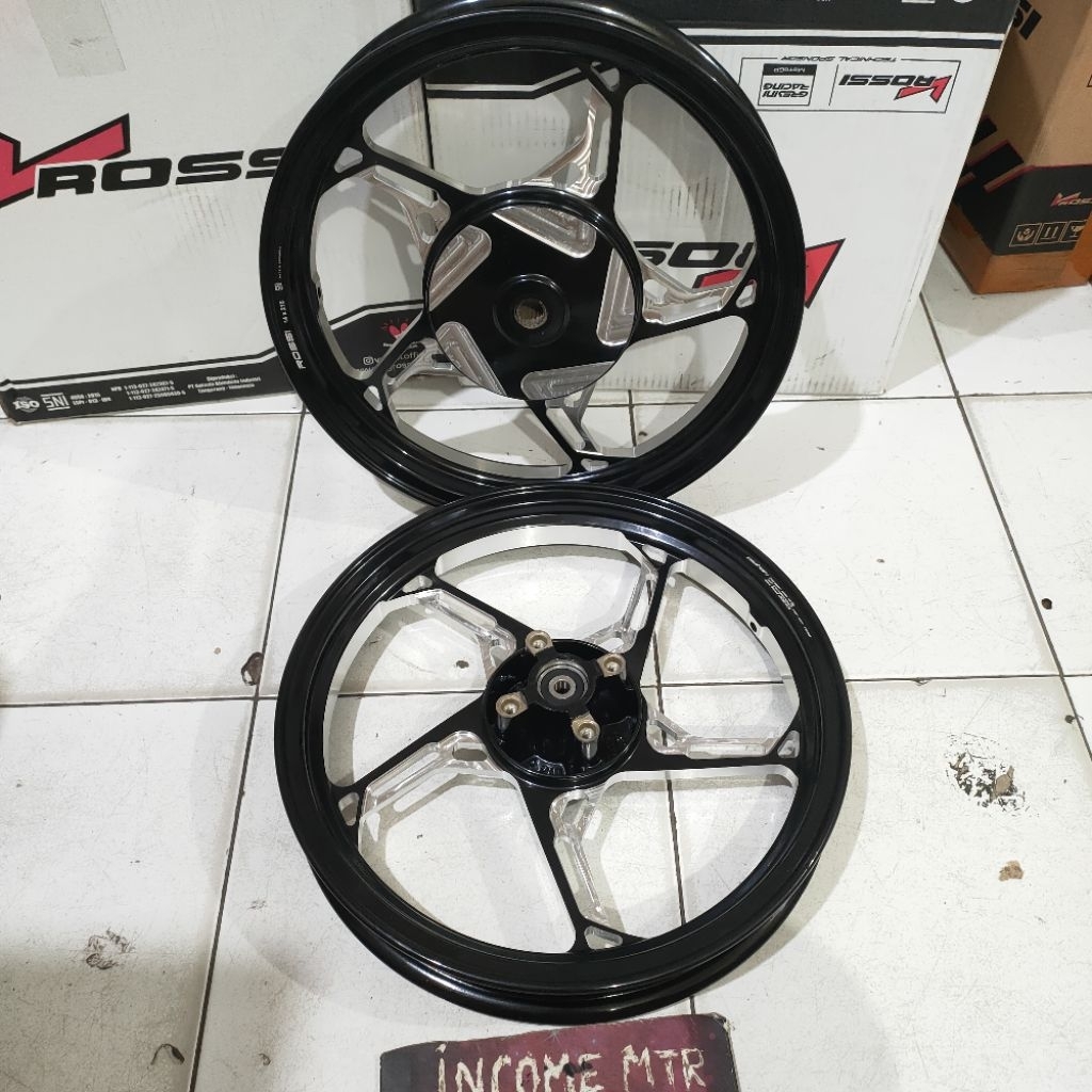 velg venom Cyclone Mio old - Mio sporty - Mio soul karbu - smile