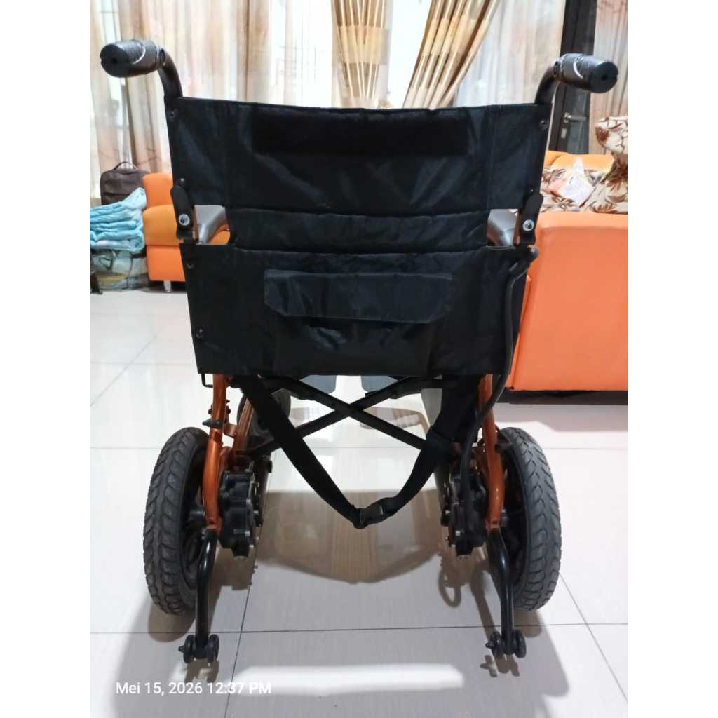 YUWELL - Kursi Roda LISTRIK Lipat D130HL Ban Kecil ELEKTRIK