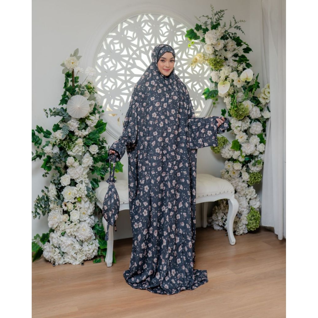 Mukena Sabrina Series By.Gallery Syarifah Mukena Silk Terusan Dengan Motif Cantik
