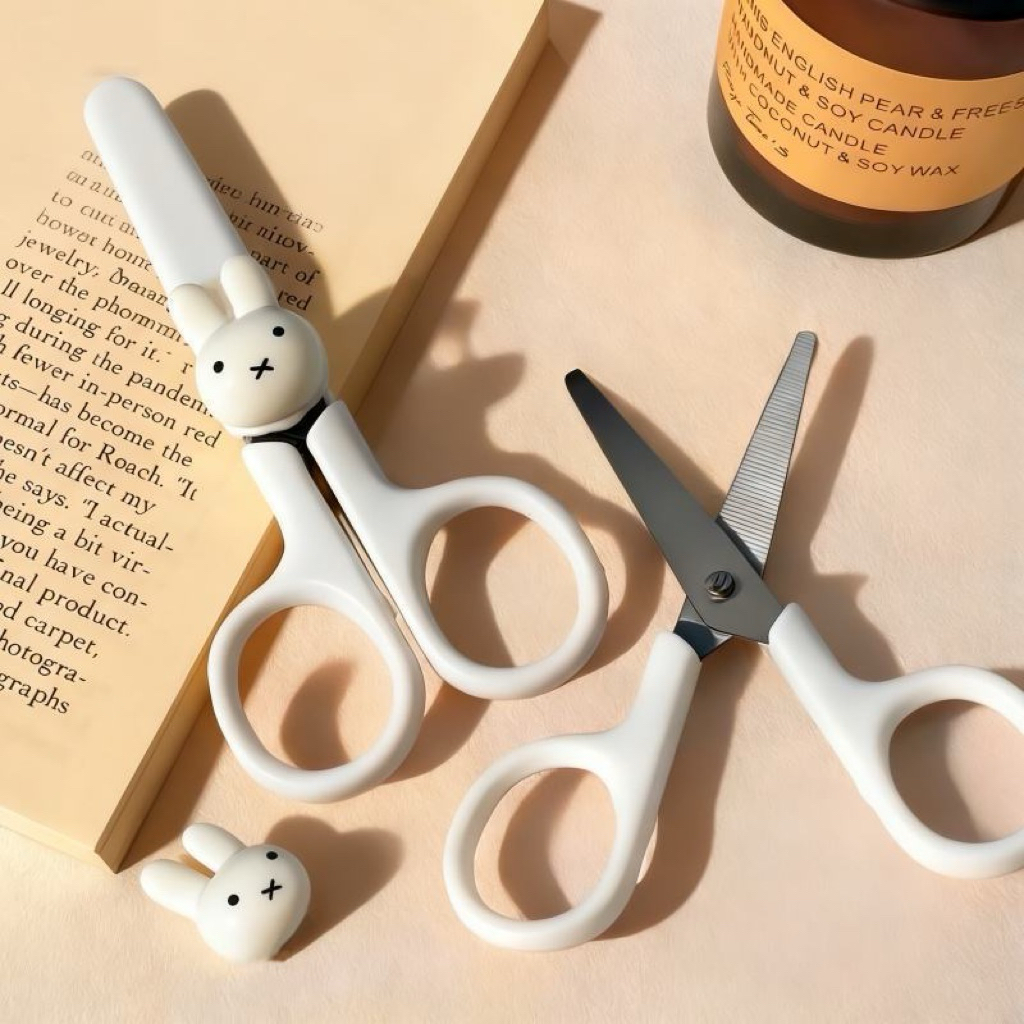[PREORDER] Miffy Mini Scissors with Protective Case – Portable DIY Scissors