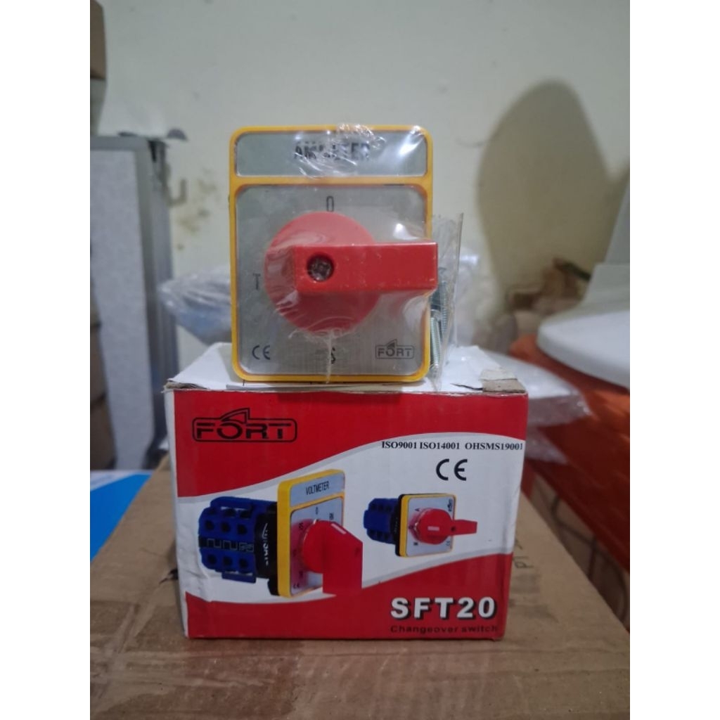 Ampere Selector Switch 4 Posisi 0-R-S-T SFT20-4 FORT