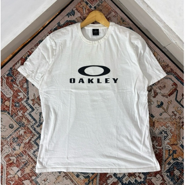 KAOS OAKLEY PUTIH