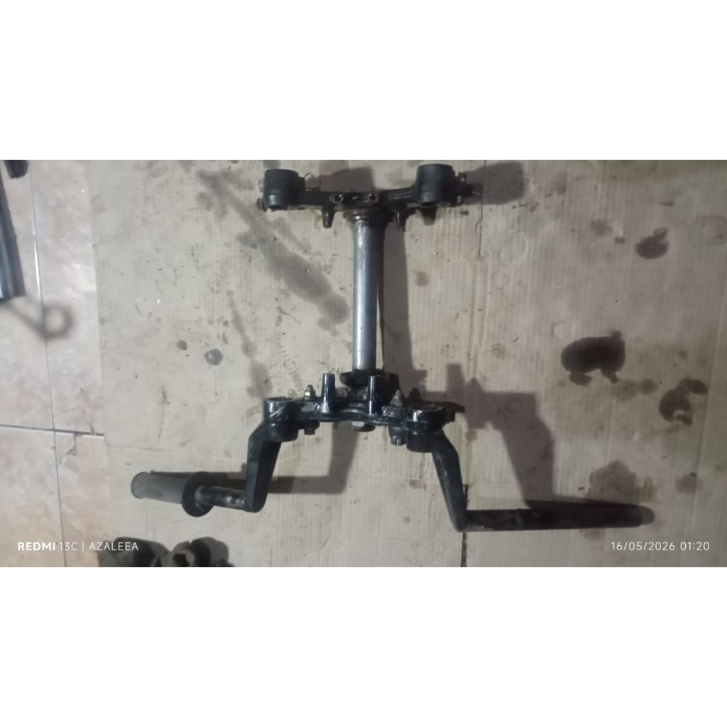 segitiga satria Fu original set stang jepit