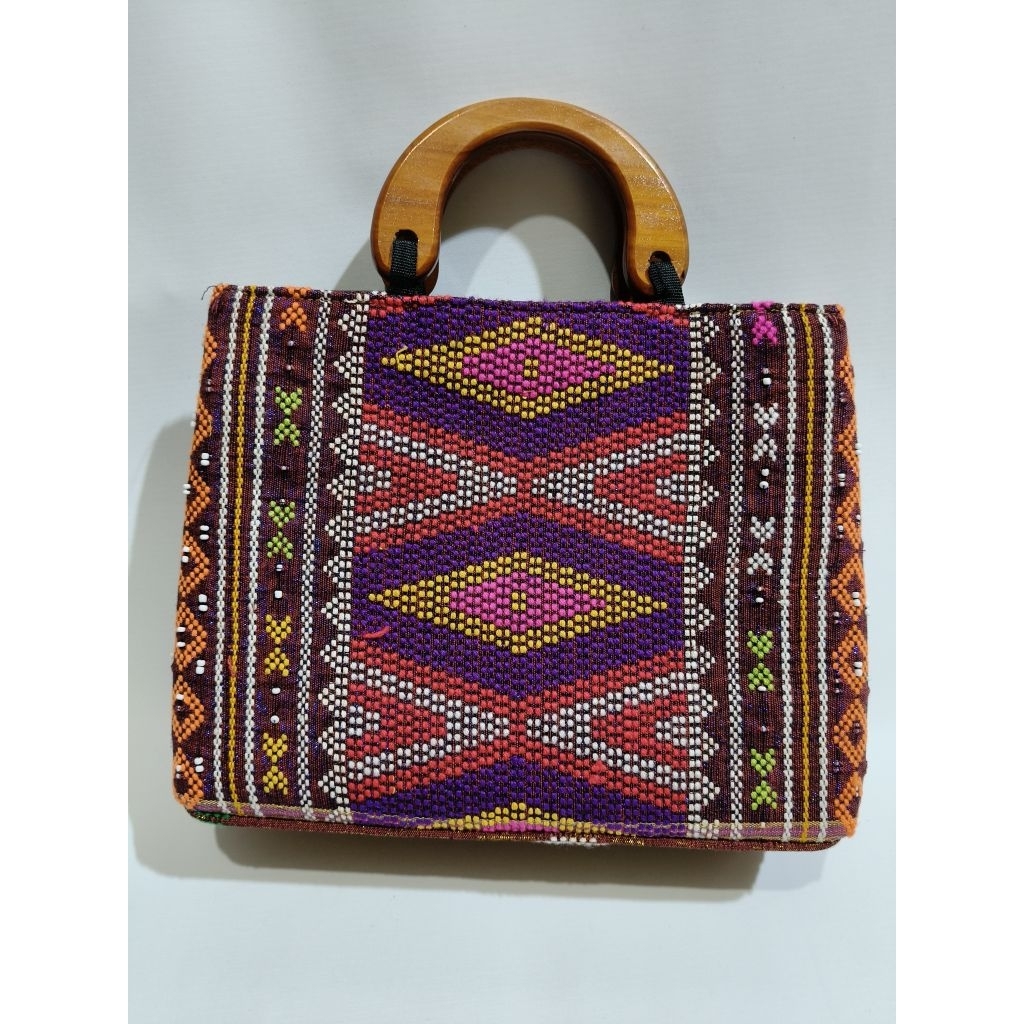 Tas wanita bahan ulos batak