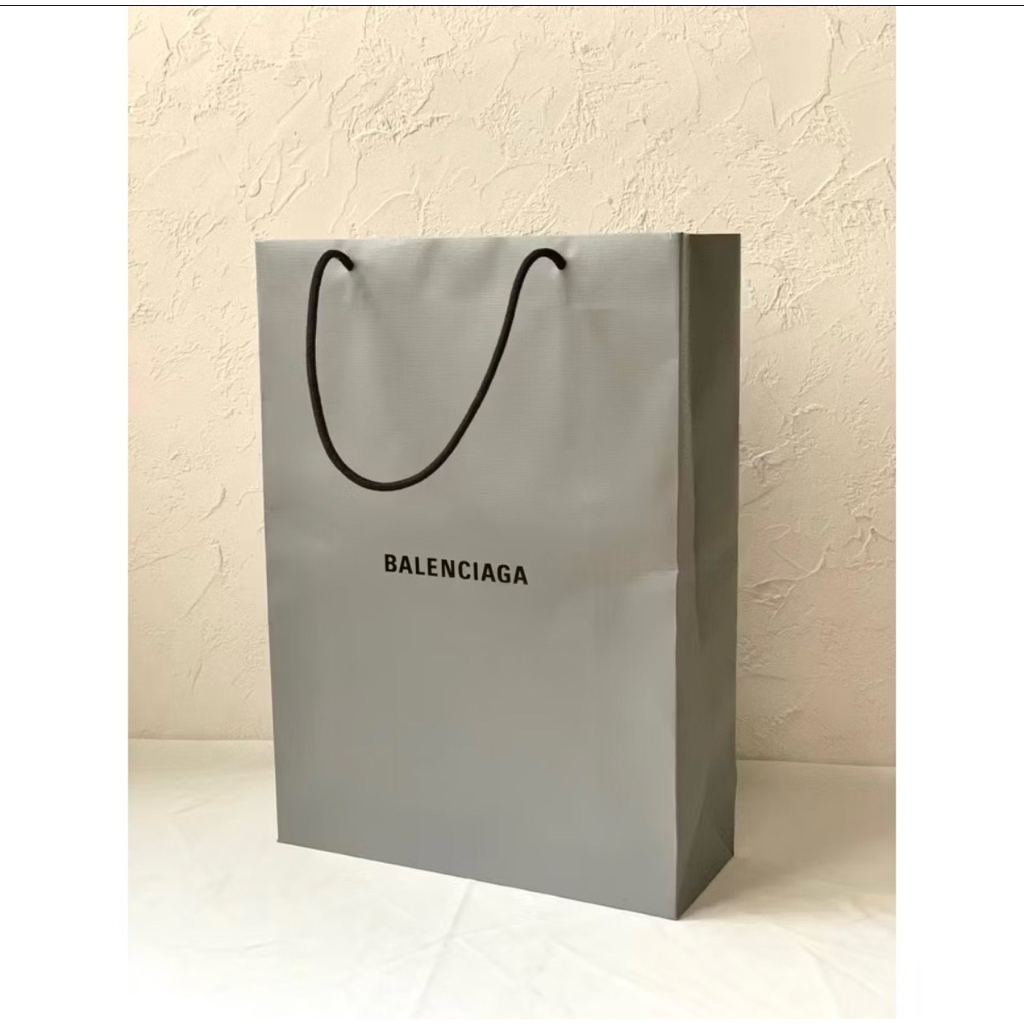 TERMURAH READY STOCK Paperbag BALENCIAGA ORIGINAL 100% / Kantong kertas tas / Tas kado / Tas jinjing