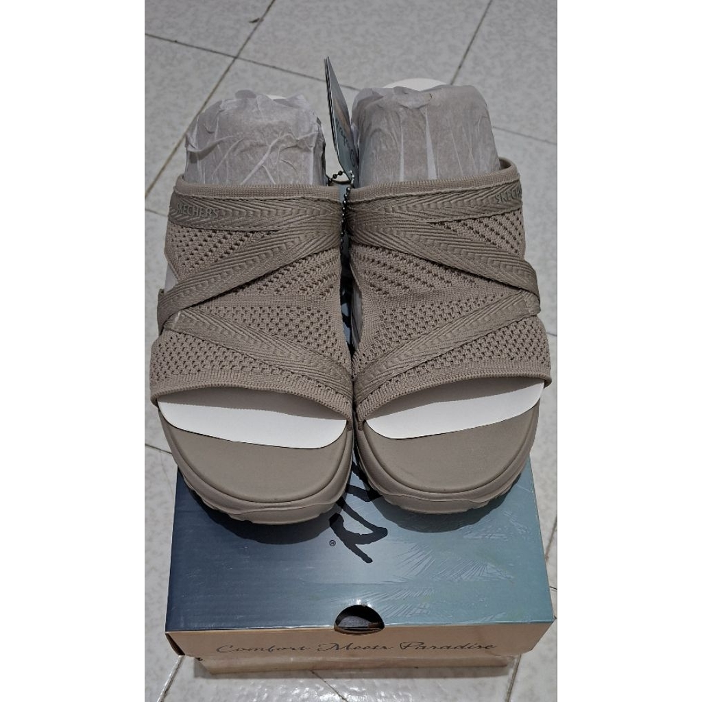 Skechers Reggae Bound Sandals Women's Sandal - Taupe
