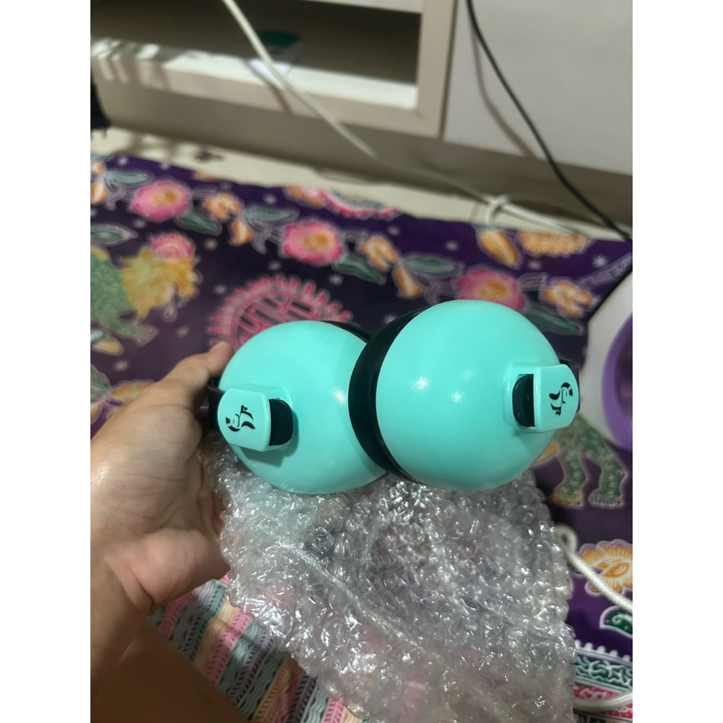 PRELOVED LIKE NEW [SCOORA EARMUFF]