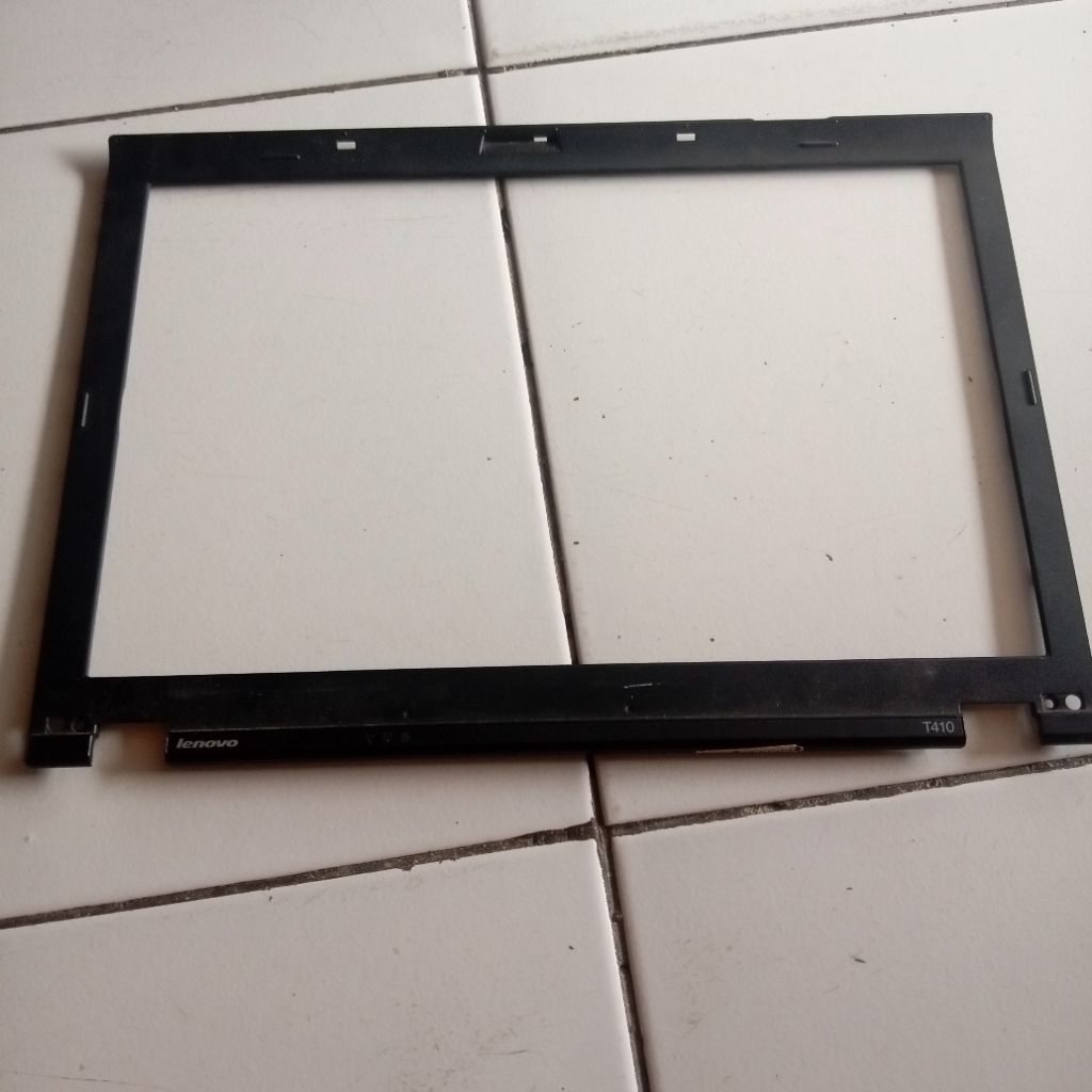 tutup lcd lenovo T410