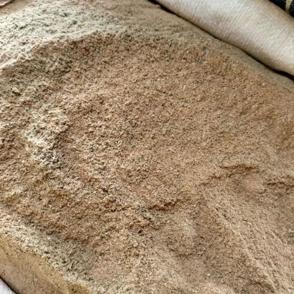 Dedak Alus Halus - Pakan Ternak Ayam Bebek Ikan Lele Nila Murah ukuran 2kg