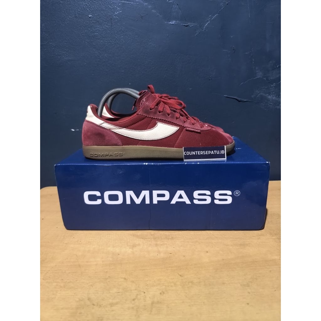 SECOND COMPASS TRIBUNE