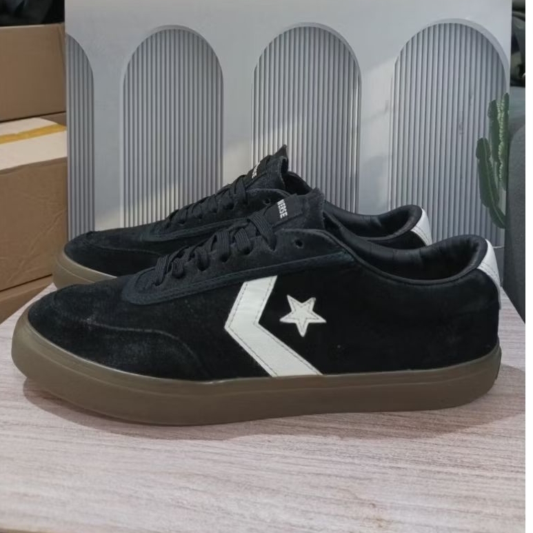Converse Courtlandt Suede Size 46 Second Condition