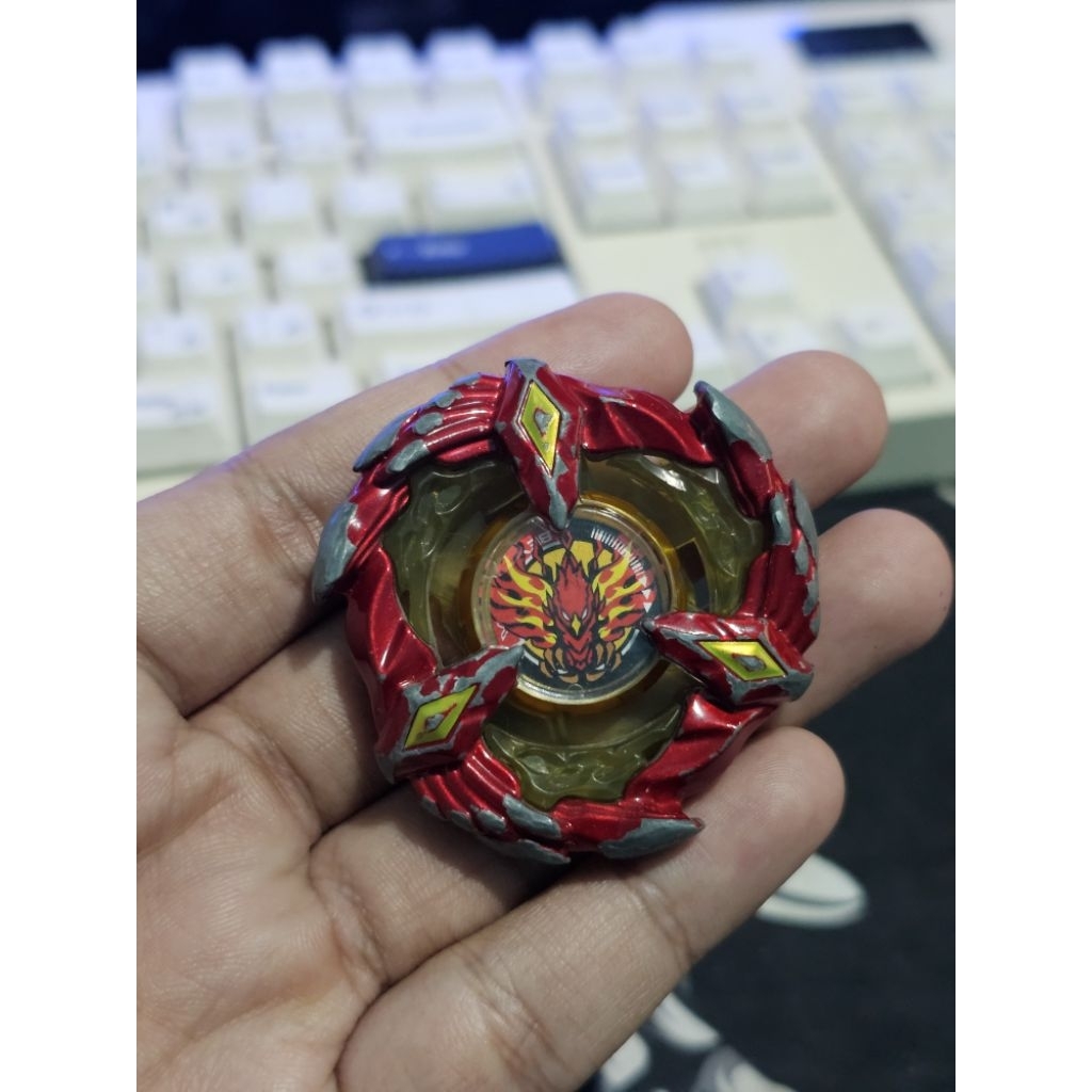 Blade Phoenix Wing Mold 3 Beyblade X