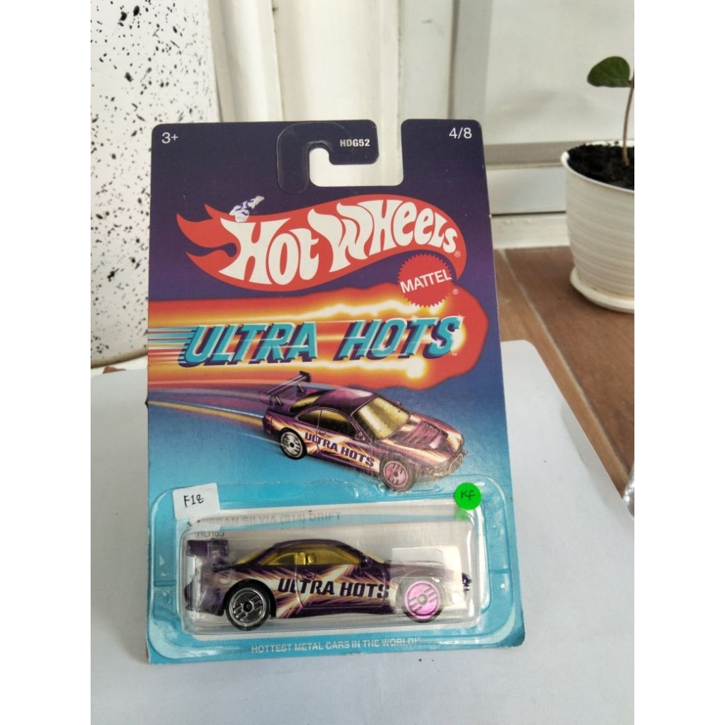 Hot Wheels Ultra Hots Mattel