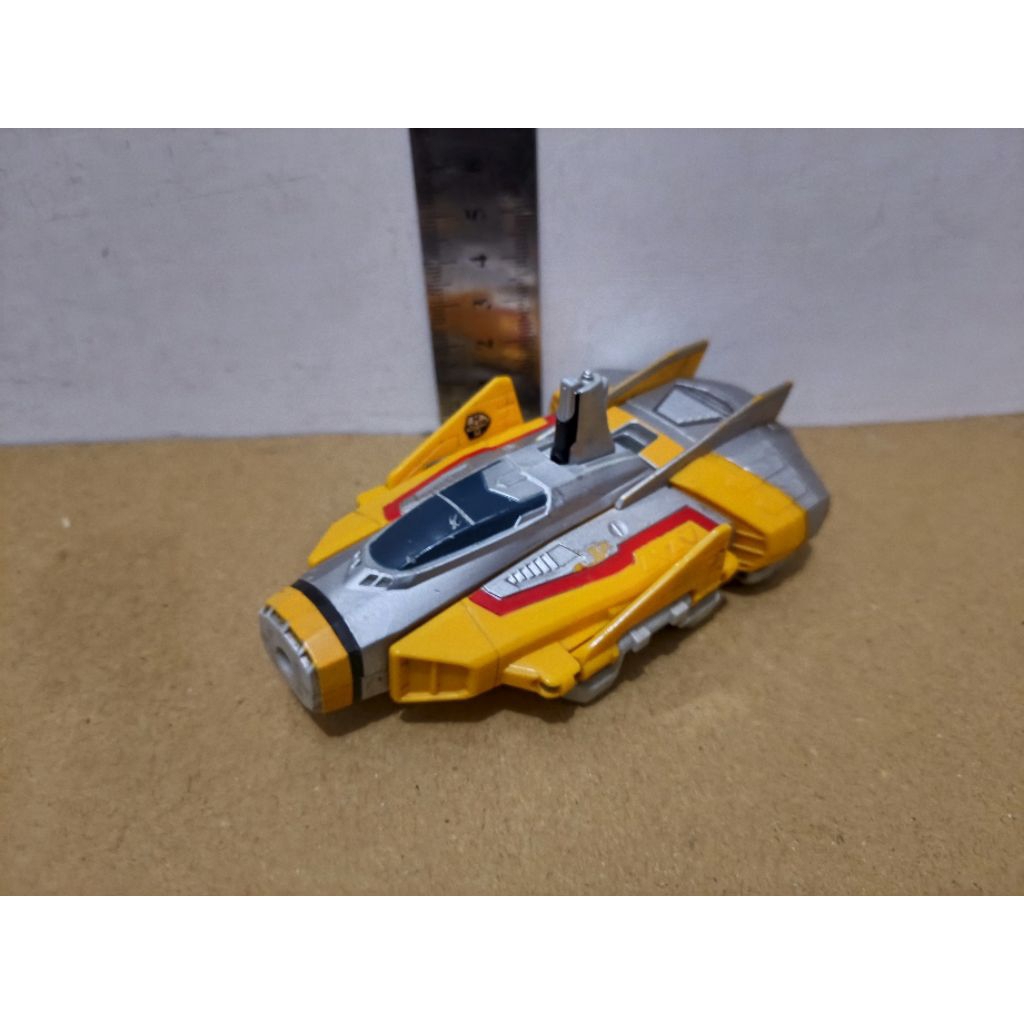 Pesawat Ultraman Max Dash Bird No.3 Dash Machine Series Bandai Minus