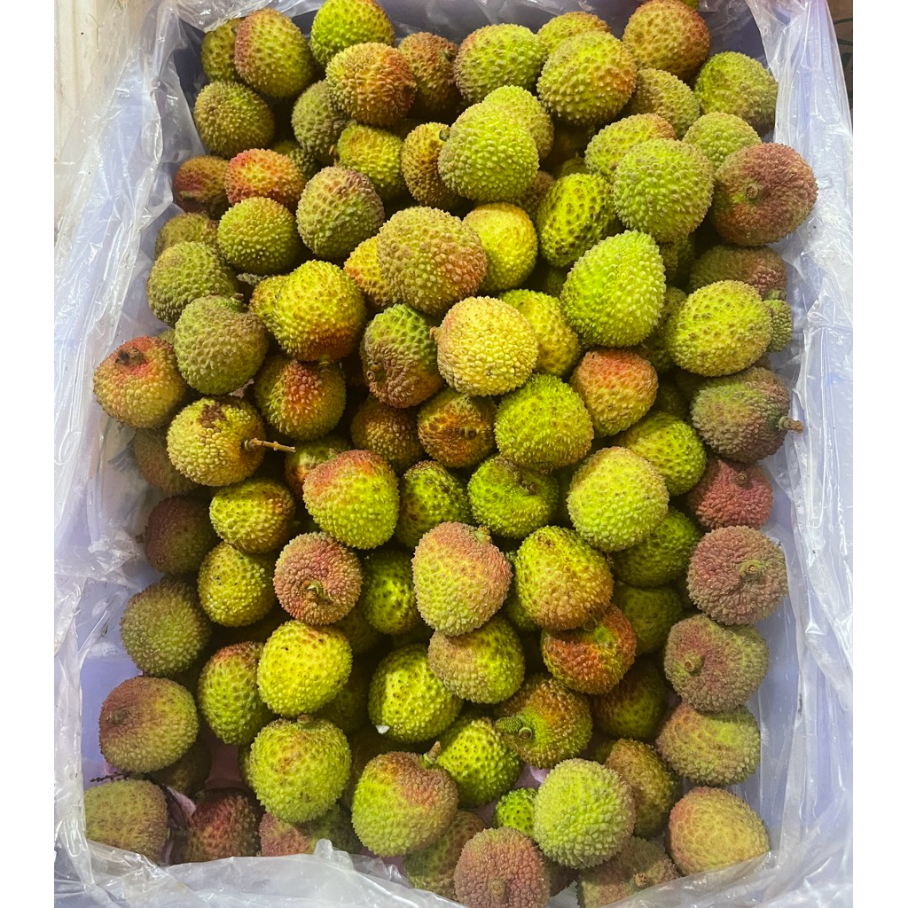 Buah leci Fresh 1kg / Buah Leci Import Manis Biji Kecil