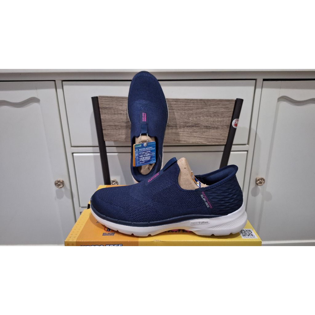 SKECHERS size 40 - Sepatu SKE Go Walk 6 - Fabulous View Original Navy