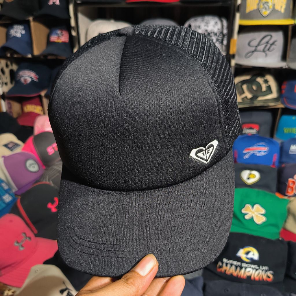 Topi trucker surfing Roxy