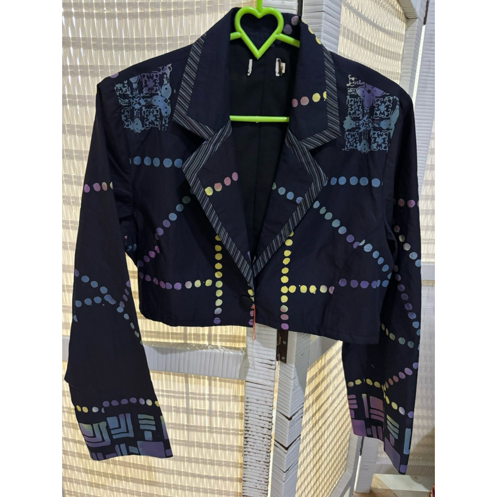 Blazer katun batik crop