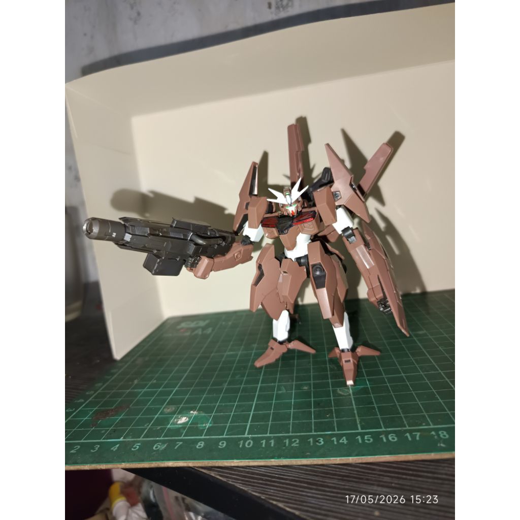 HG WFM GUNDAM LFRITH THORN BANDAI