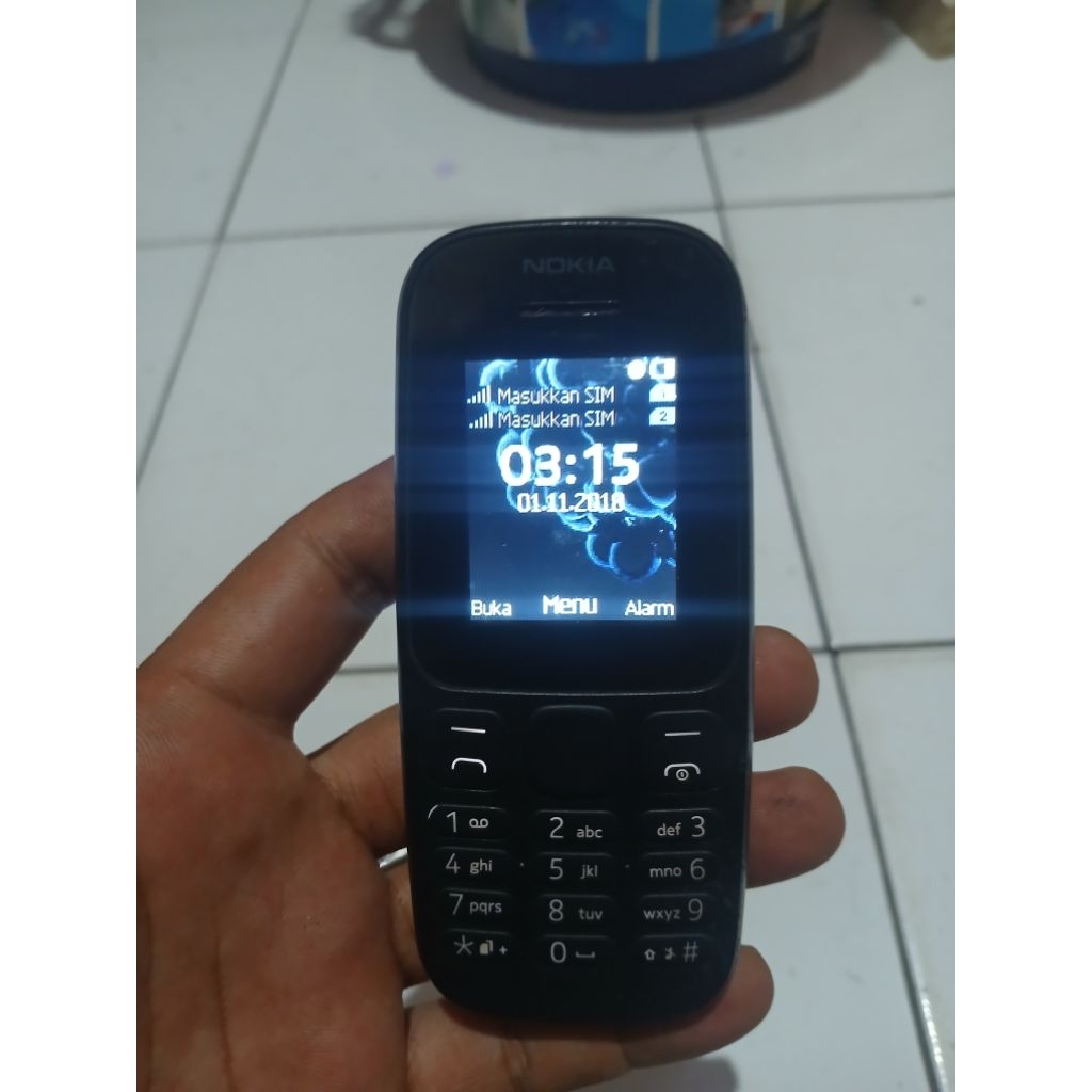 Nokia 105 2017 - Dual SIM, Baterai Tahan Lama, Radio FM