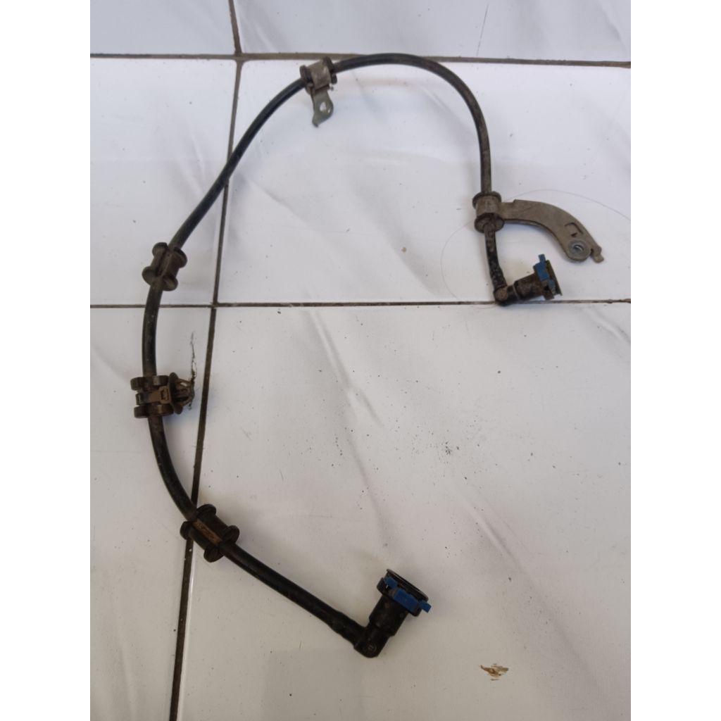 Selang injeksi selang bensin Scoopy fi esp 2015 oriiginal bekas