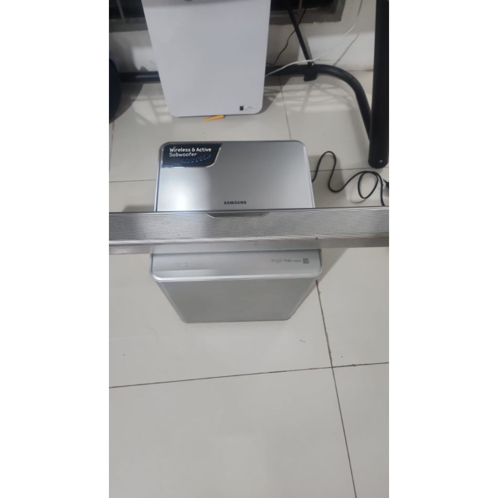 SAMSUNG SOUNDBAR