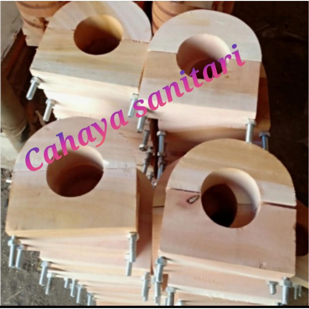 Wooden block pipa+ u bolt / klem pipa ciler