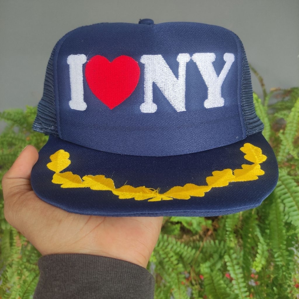 TOPI VINTAGE I LOVE NY TRUCKER