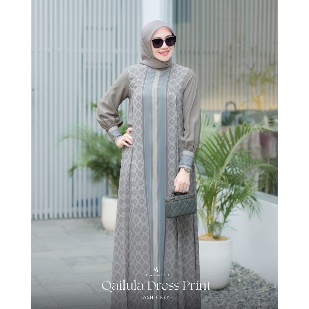 Qailula Dress print by SharArea