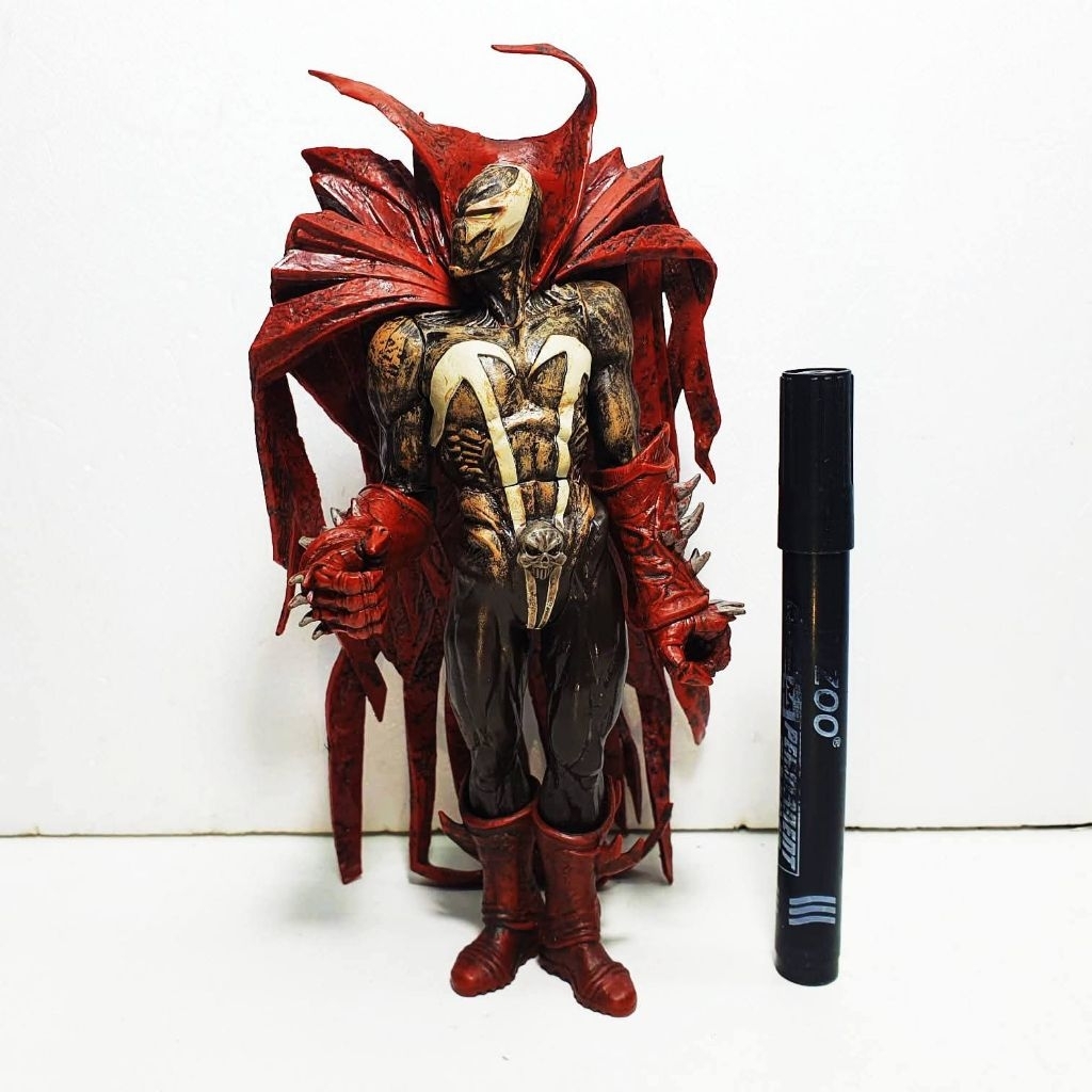 Mainan action figure 30th Anniversary Hellspawn (Digitally Remastered) original 7-inch action figure