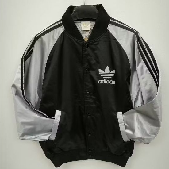 Jaket ADIDAS Colabs DESCENTE Varsity Lengan Boxy Zipper