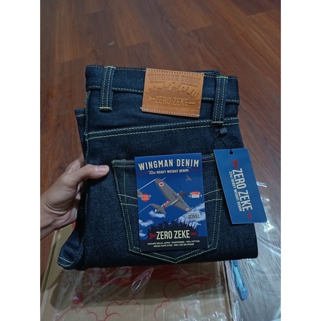 WINGMAN DENIM - ZERO ZEKE 22oz SIZE 32 slimstraig New BNIB