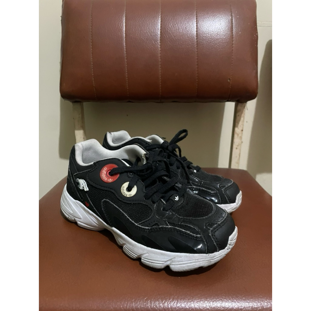 Adidas Astir