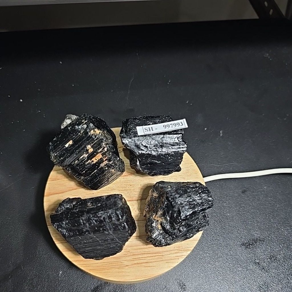 Black Tourmaline Rough Brazil Batu asli