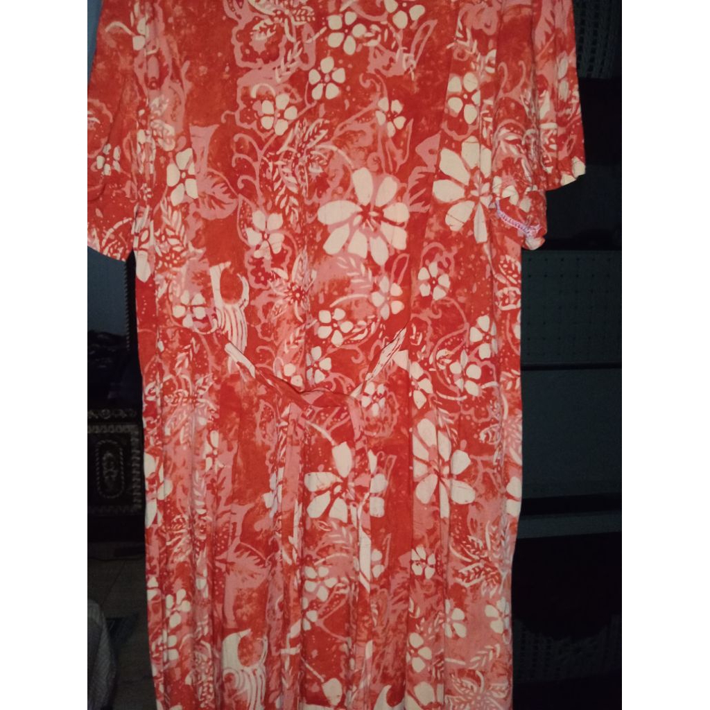 DASTER CANTIK LUCYANA MOTIF BUNGA
