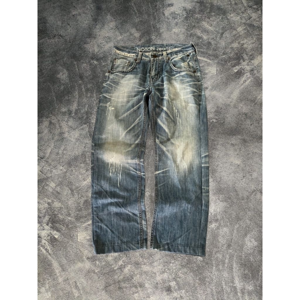 FADING JEANS