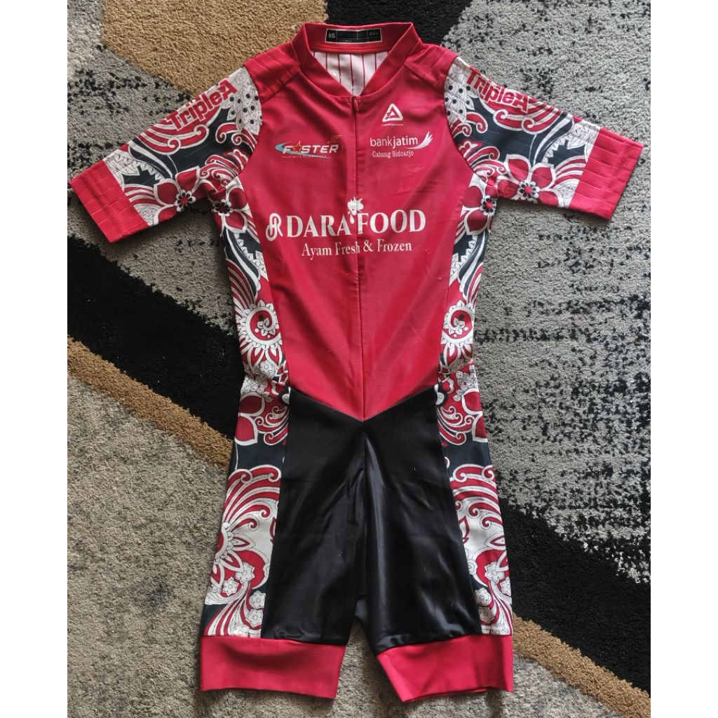 SKINSUIT TRIPLE A SIZE 8s (PRELOVED)