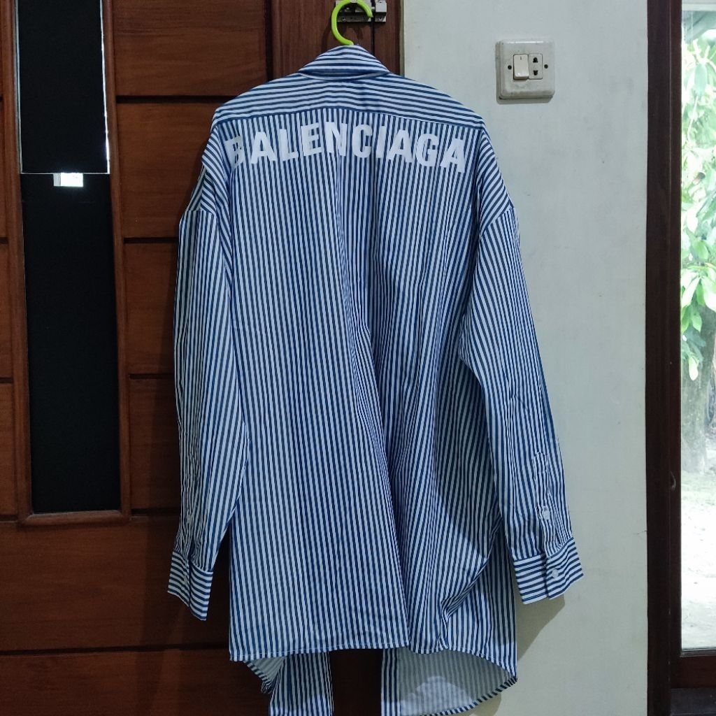 [PRELOVED] Kemeja Shirt Balenciaga Oversize