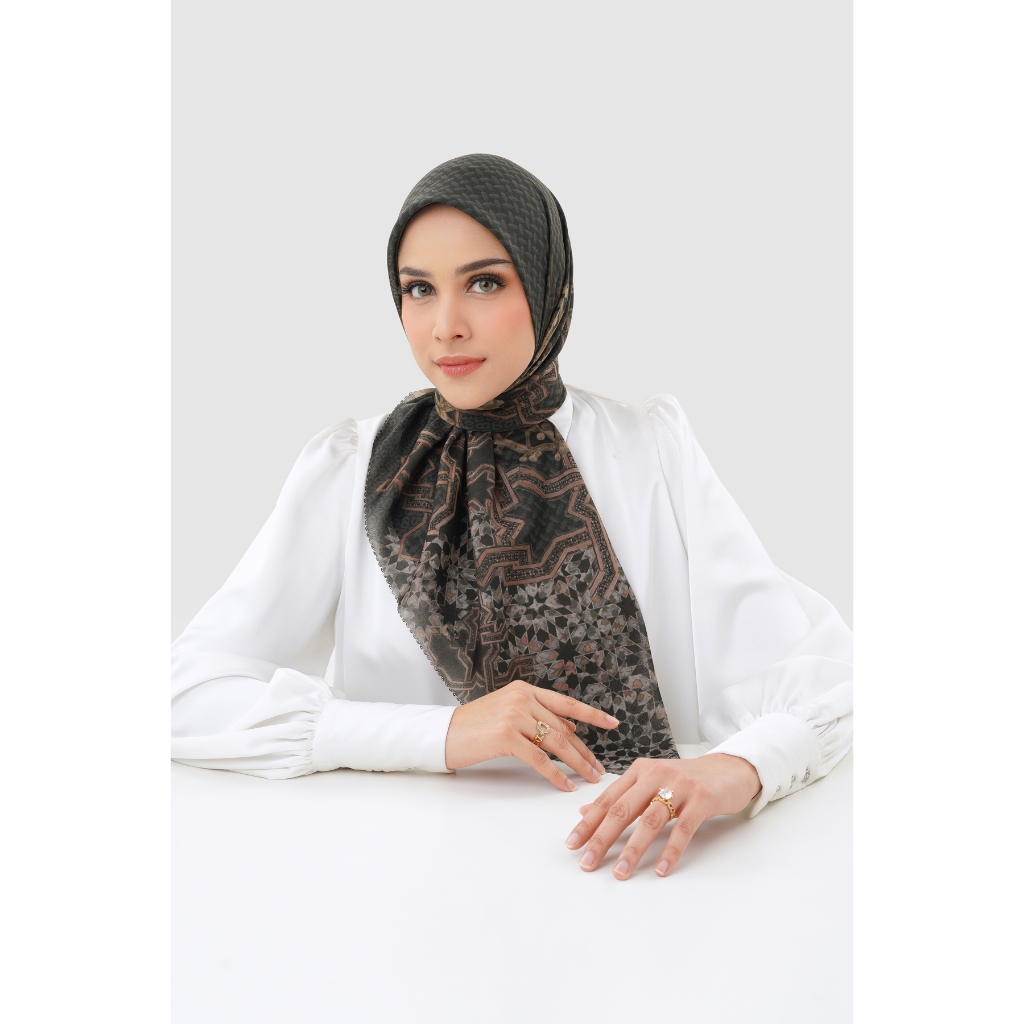 Buttonscarves - Haramain 2 Series