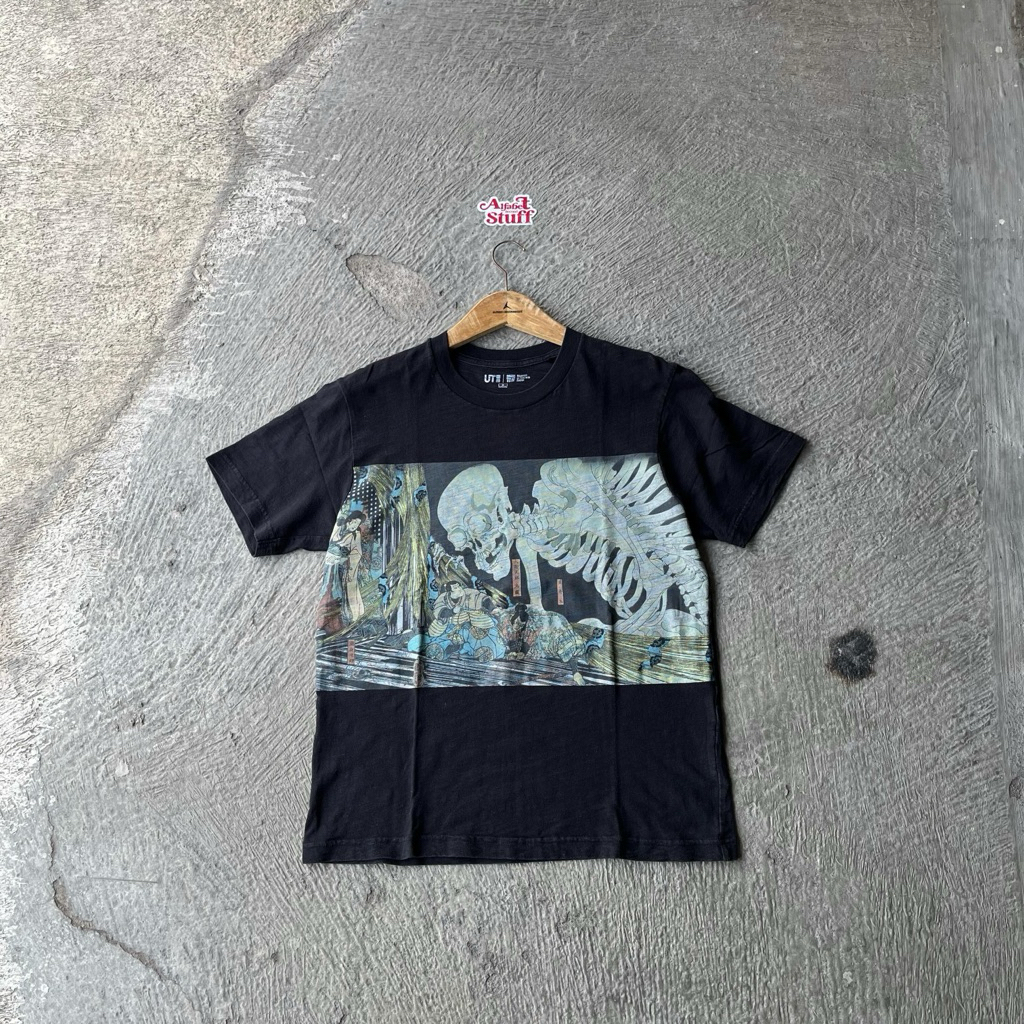 Kaos Uniqlo x MFA Boston TSU610