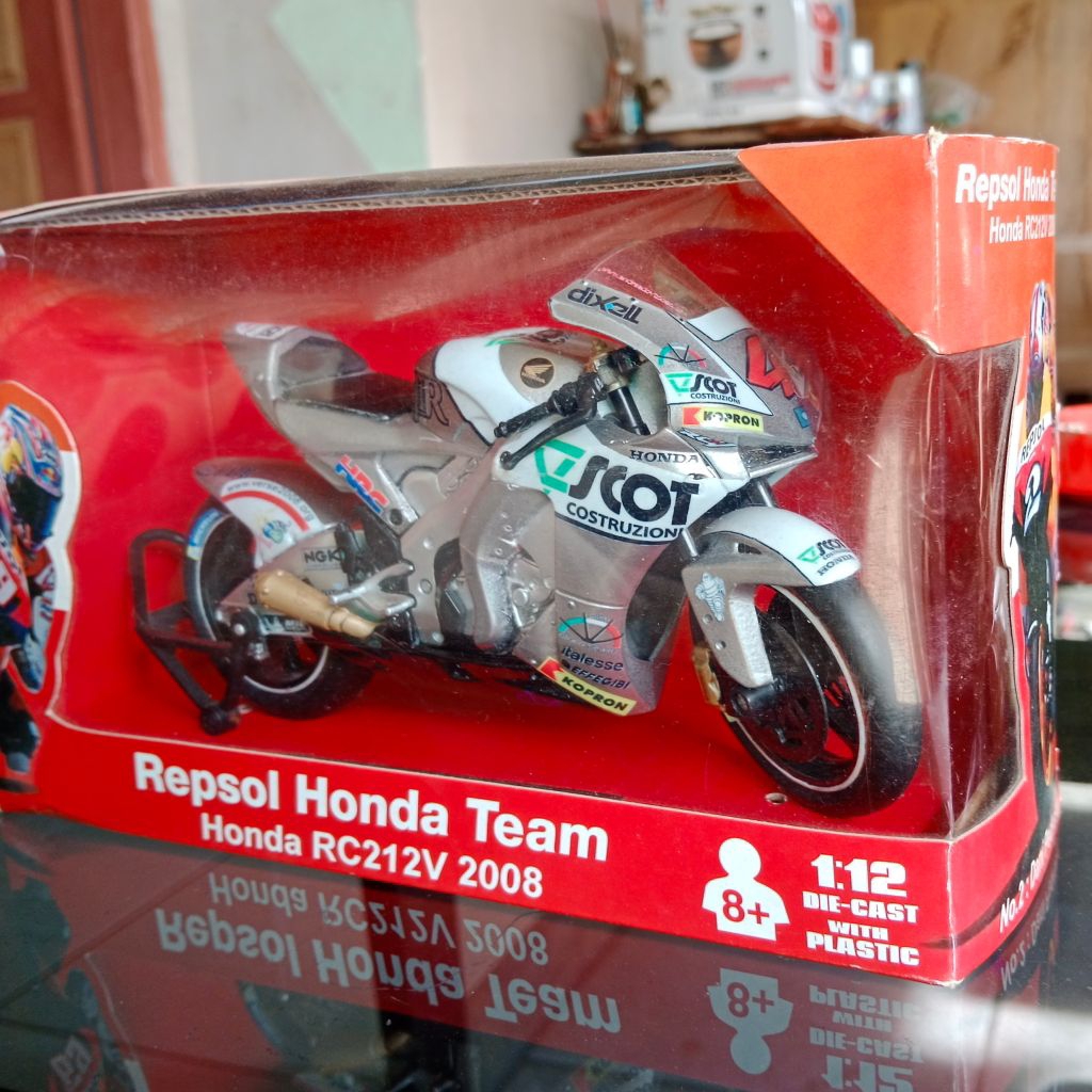 Diecast MotoGP 2008 Custom Newray 1/12 Dovizioso 4 Honda JIR Team Scot, No Maisto