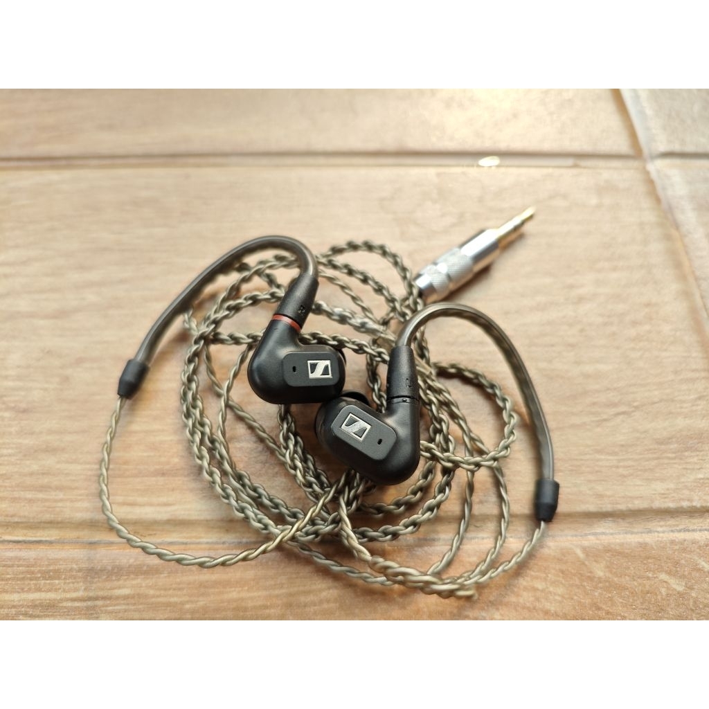 Sennheiser IE200