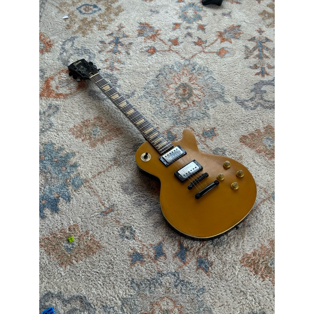 Gibson Les Paul Custom (replica) Gold Top Relic
