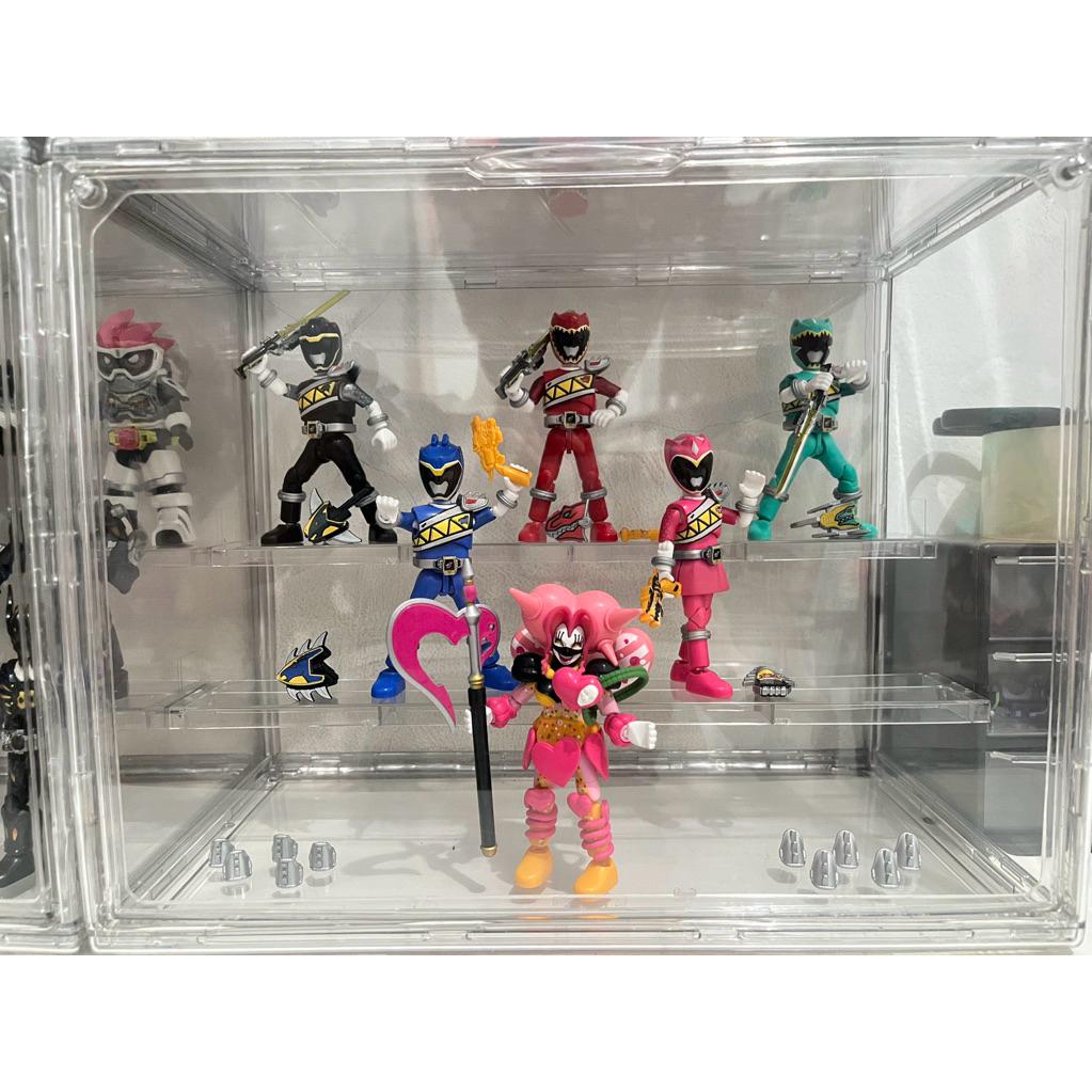 Set Kyoryuger Rakit
