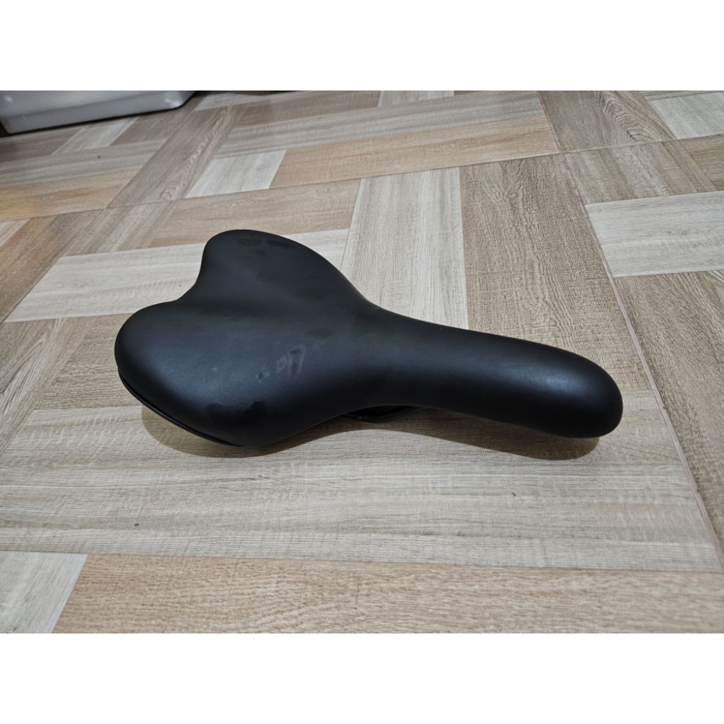 Sadel Sepeda Lipat Polygon Metro 2 Original